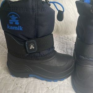 Kamik toddler size 8 winter fleece lined boots